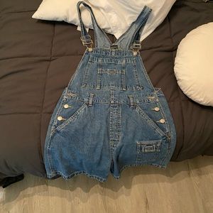 Overall shorts